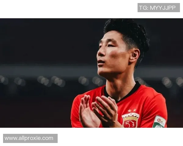 描绘足球明星武磊的精彩瞬间与辉煌成就的艺术作品